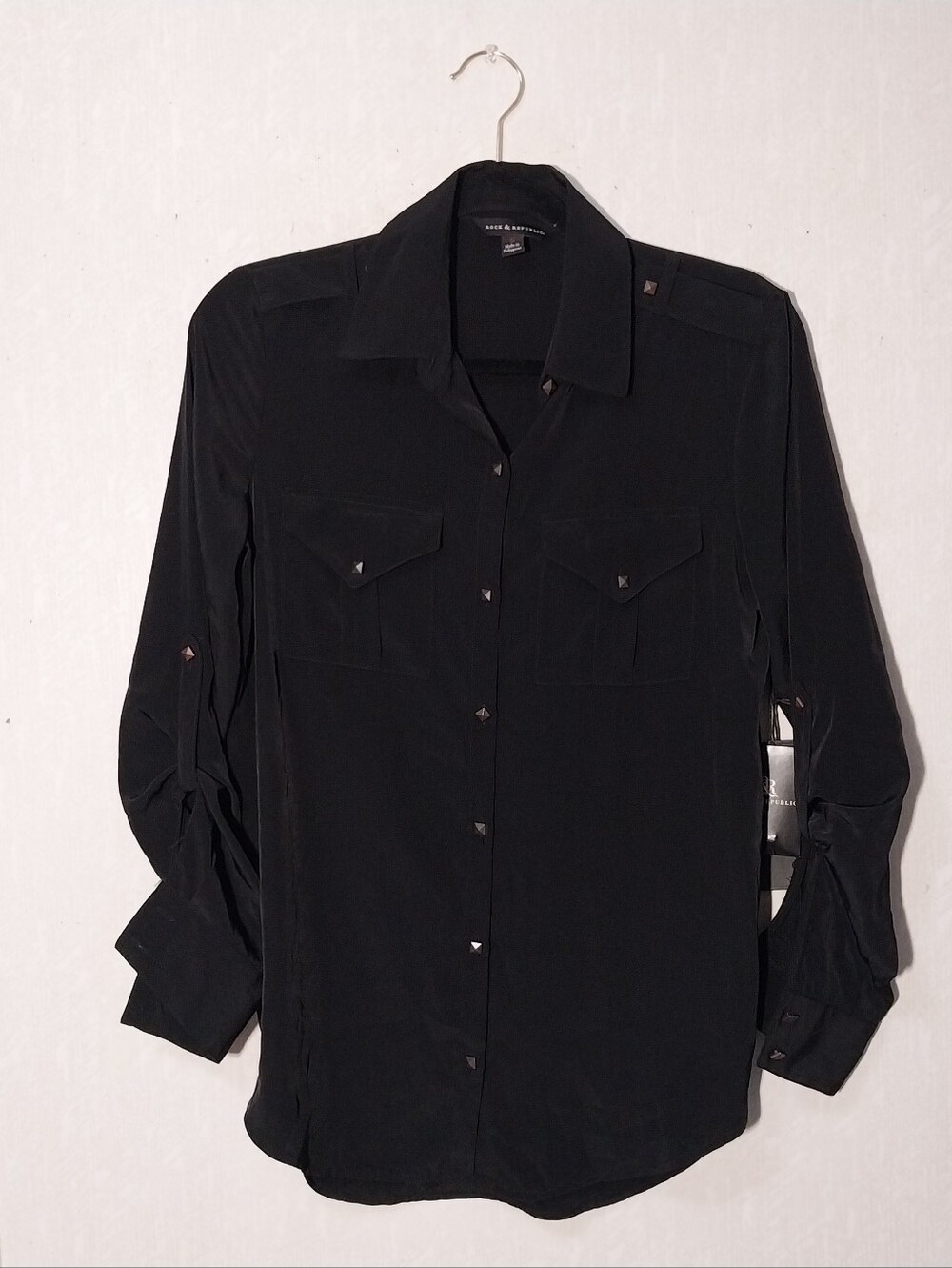 Rock & Republic Black Long-Sleeve Button-Down Shirt Ladies Size S